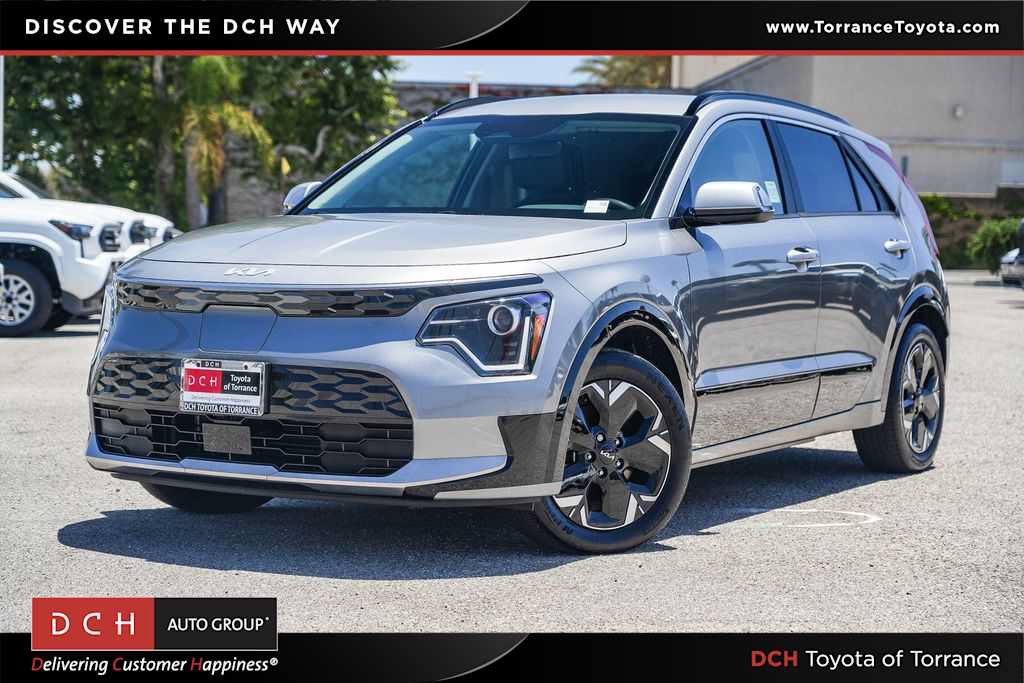 Used 2024 Kia Niro Wind FWD video 1