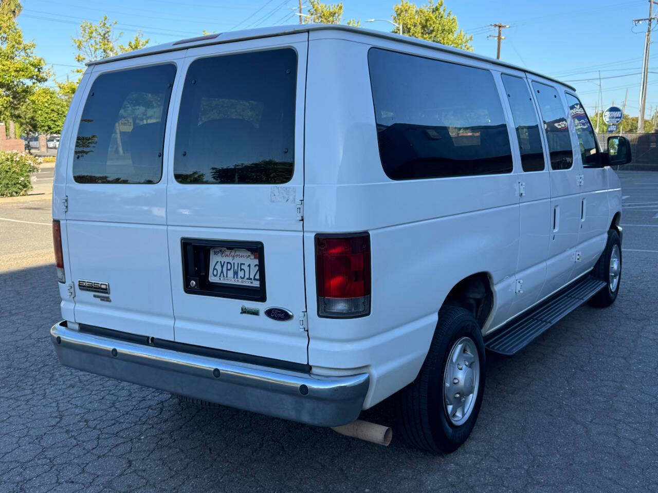 Used 2012 Ford E-350 and Econoline 350 XLT RWD image 4