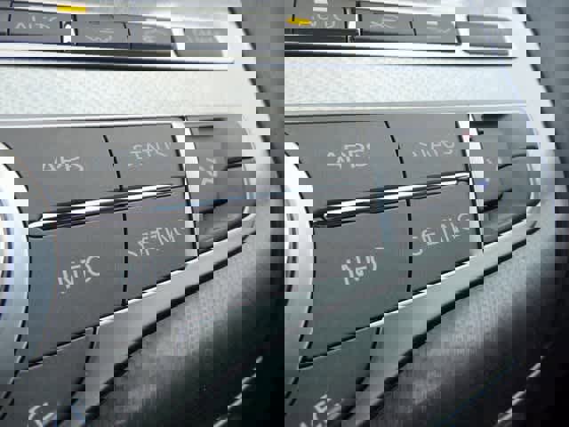 Used 2018 INFINITI Q70 L 3.7 image 31