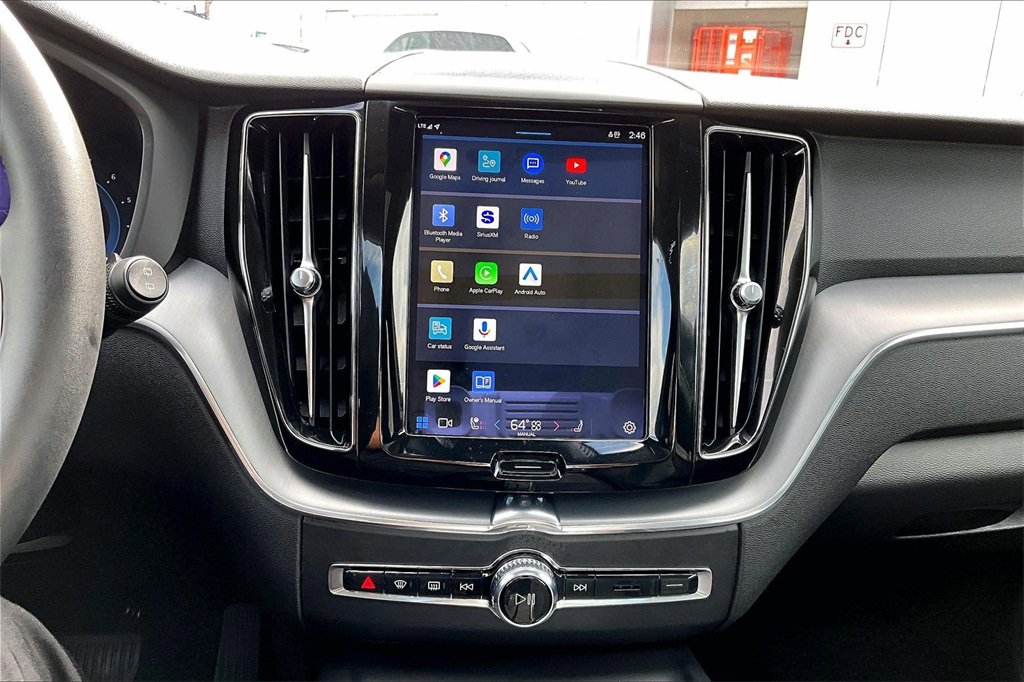 Certified 2023 Volvo XC60 B5 Core image 14