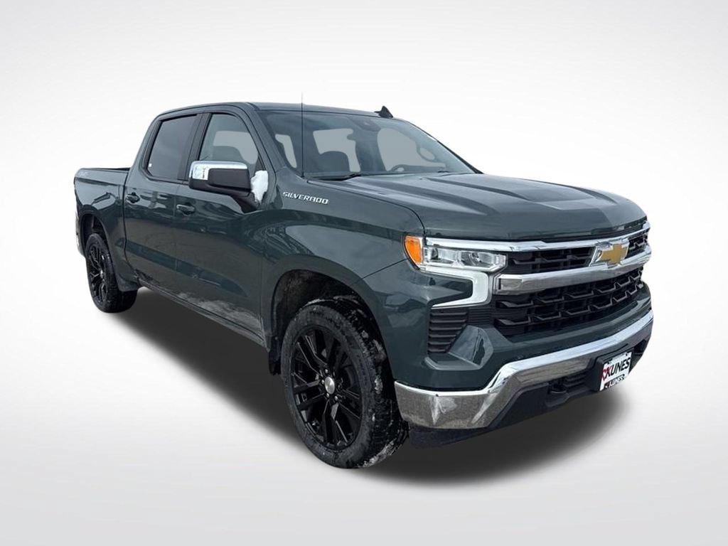 Used 2025 Chevrolet Silverado 1500 LT AWD/4WD image 6