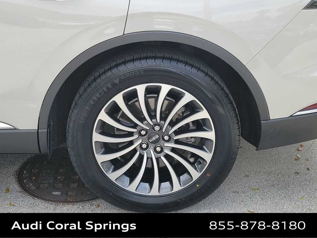 Used 2023 Lincoln Aviator Reserve RWD image 16