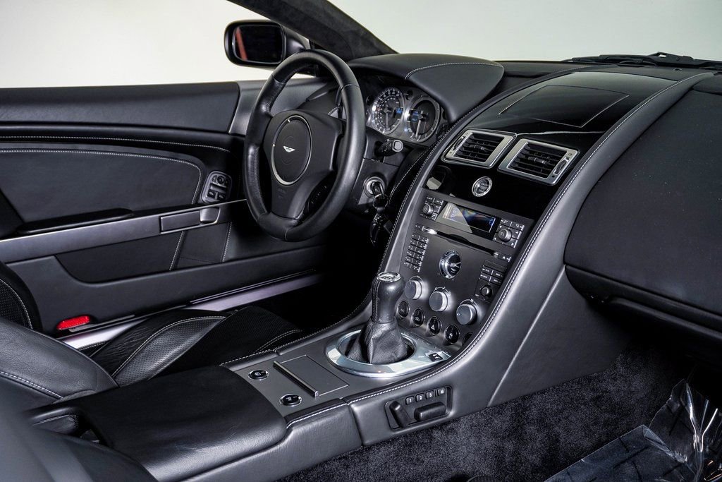 Used 2007 Aston Martin DB9 Coupe image 16