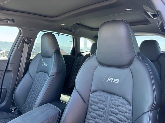 Used 2025 Audi RS 6 performance w/ Matte Carbon Package AWD/4WD image 18