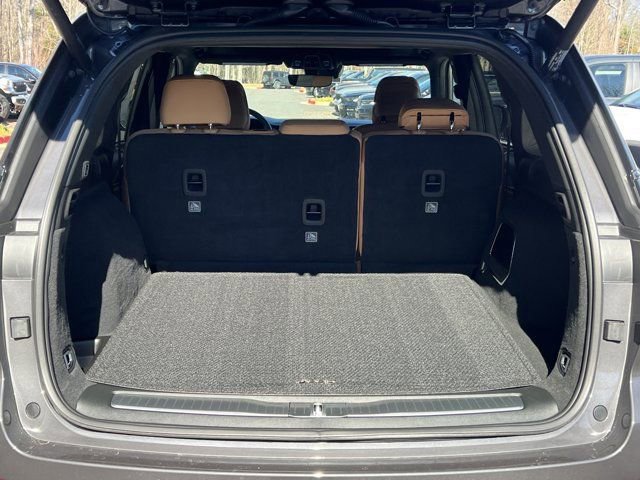 New 2025 Jeep Grand Cherokee Summit image 14