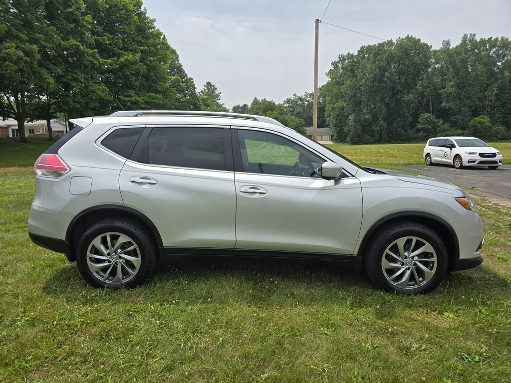 Used 2015 Nissan Rogue SL w/ SL Premium Package AWD/4WD image 8