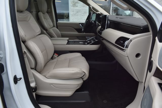 Used 2020 Lincoln Navigator Reserve w/ Luxury Package AWD/4WD image 57