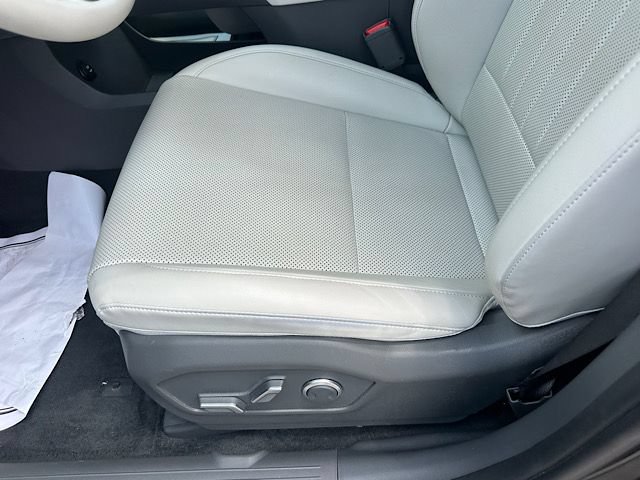 Used 2024 Hyundai Santa Fe SEL AWD/4WD image 13