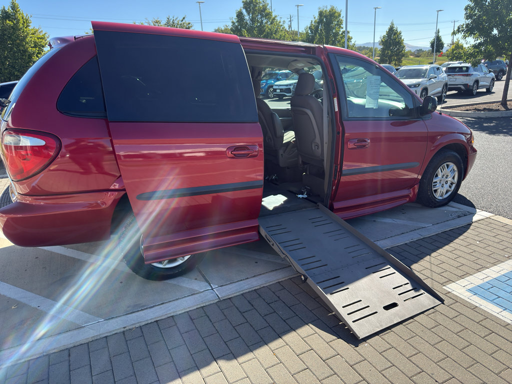 Used 2003 Dodge Grand Caravan Sport image 23