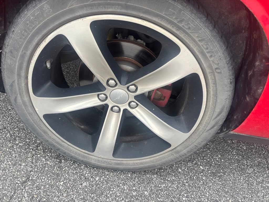 Used 2015 Dodge Challenger R/T Plus RWD image 14