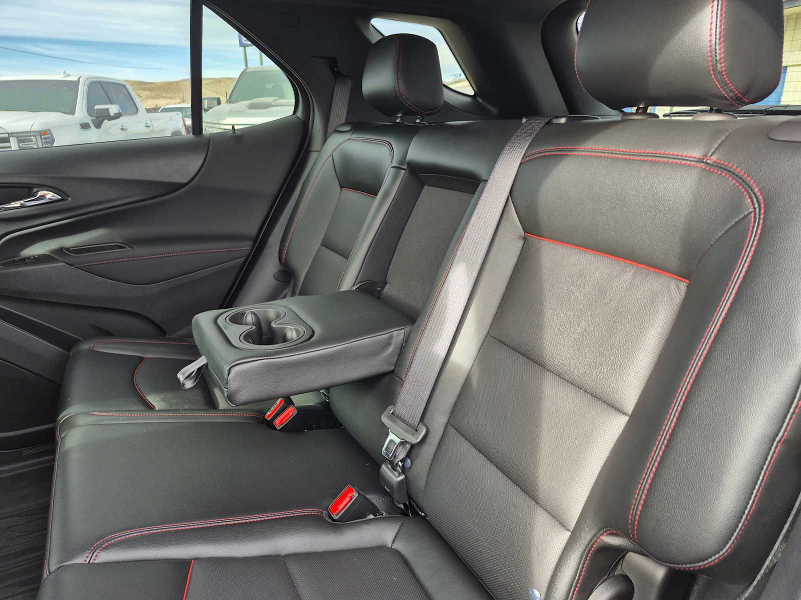 Used 2024 Chevrolet Equinox RS w/ RS Leather Package image 36