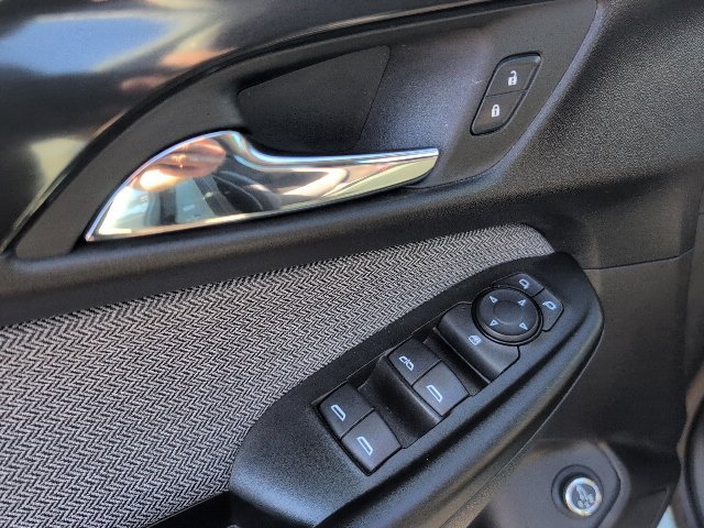 Used 2025 Chevrolet TrailBlazer LT w/ Convenience Package FWD image 17