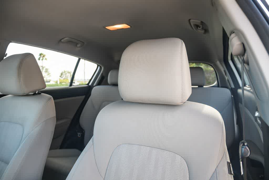 Used 2021 Kia Sportage LX FWD image 18