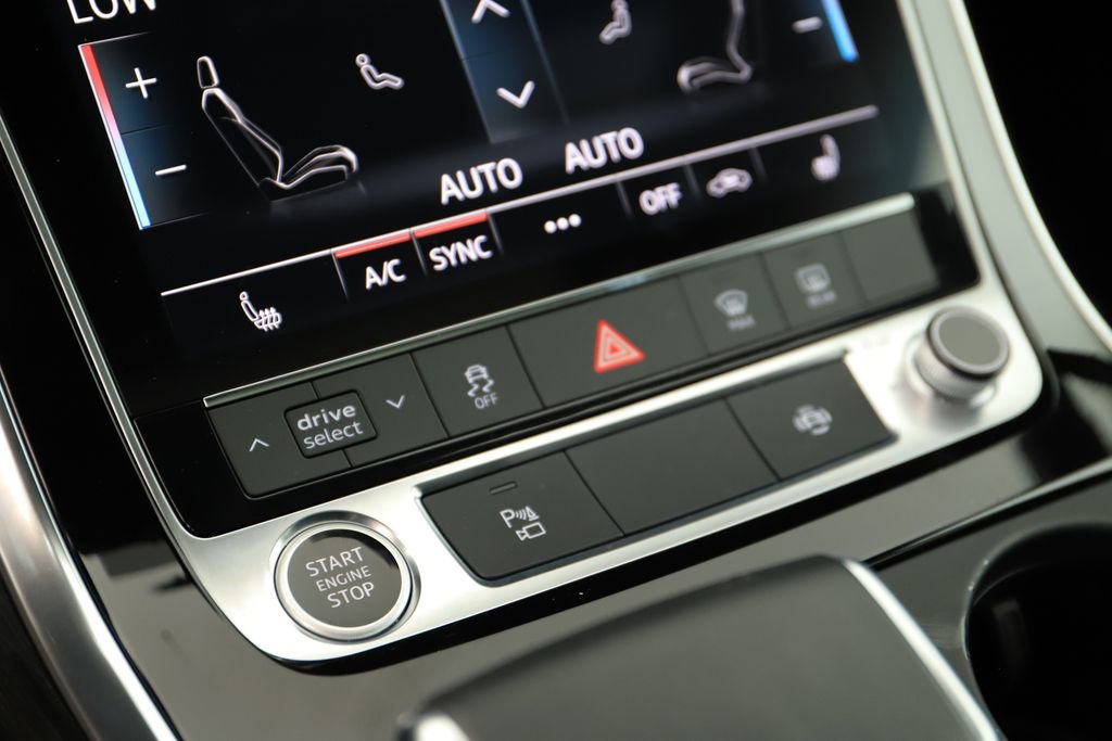 Certified 2025 Audi Q7 2.0T Premium Plus w/ Premium Plus Package AWD/4WD image 28