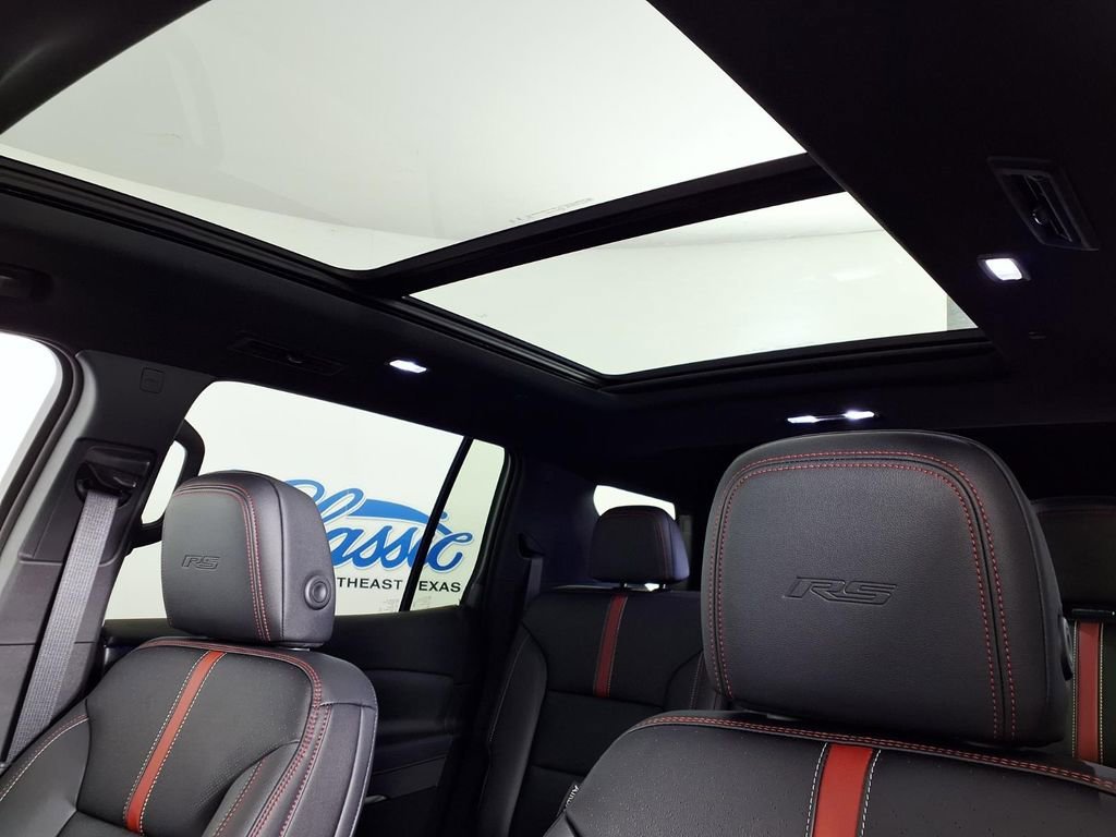 New 2026 Chevrolet Traverse RS AWD/4WD image 14
