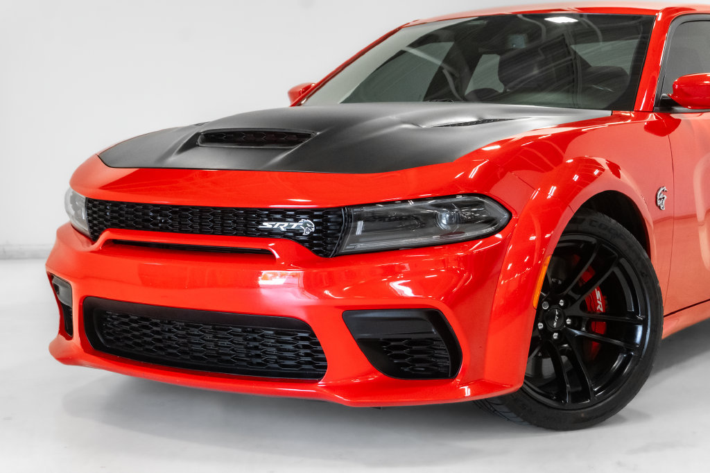 Used 2022 Dodge Charger SRT Hellcat w/ Navigation & Travel Group RWD image 2