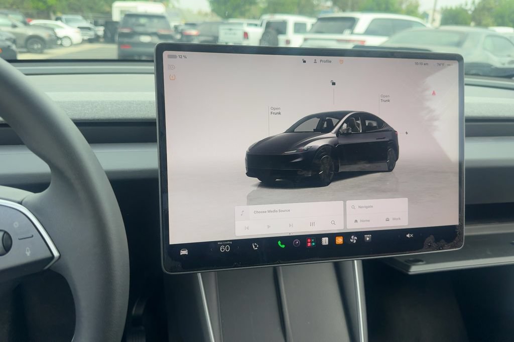 Used 2026 Tesla Model Y 2WD image 16