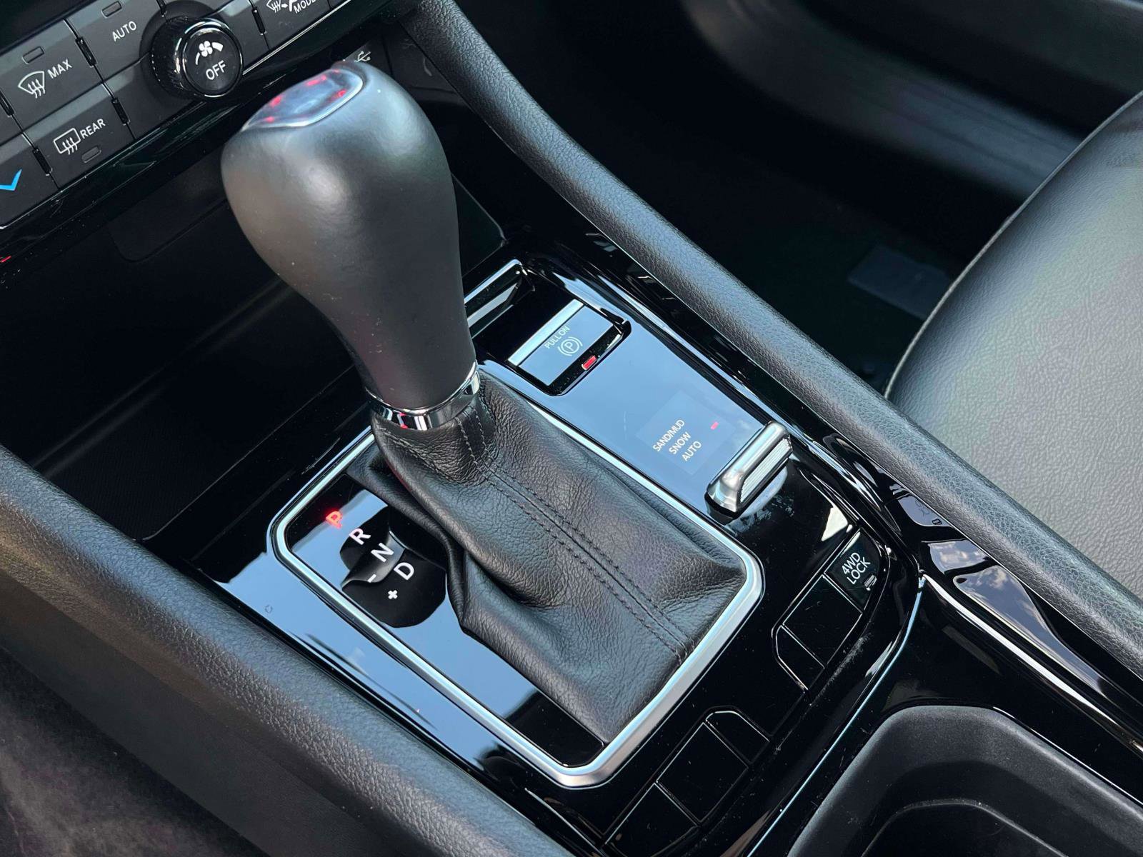 Used 2023 Jeep Compass Latitude w/ Convenience Group image 13