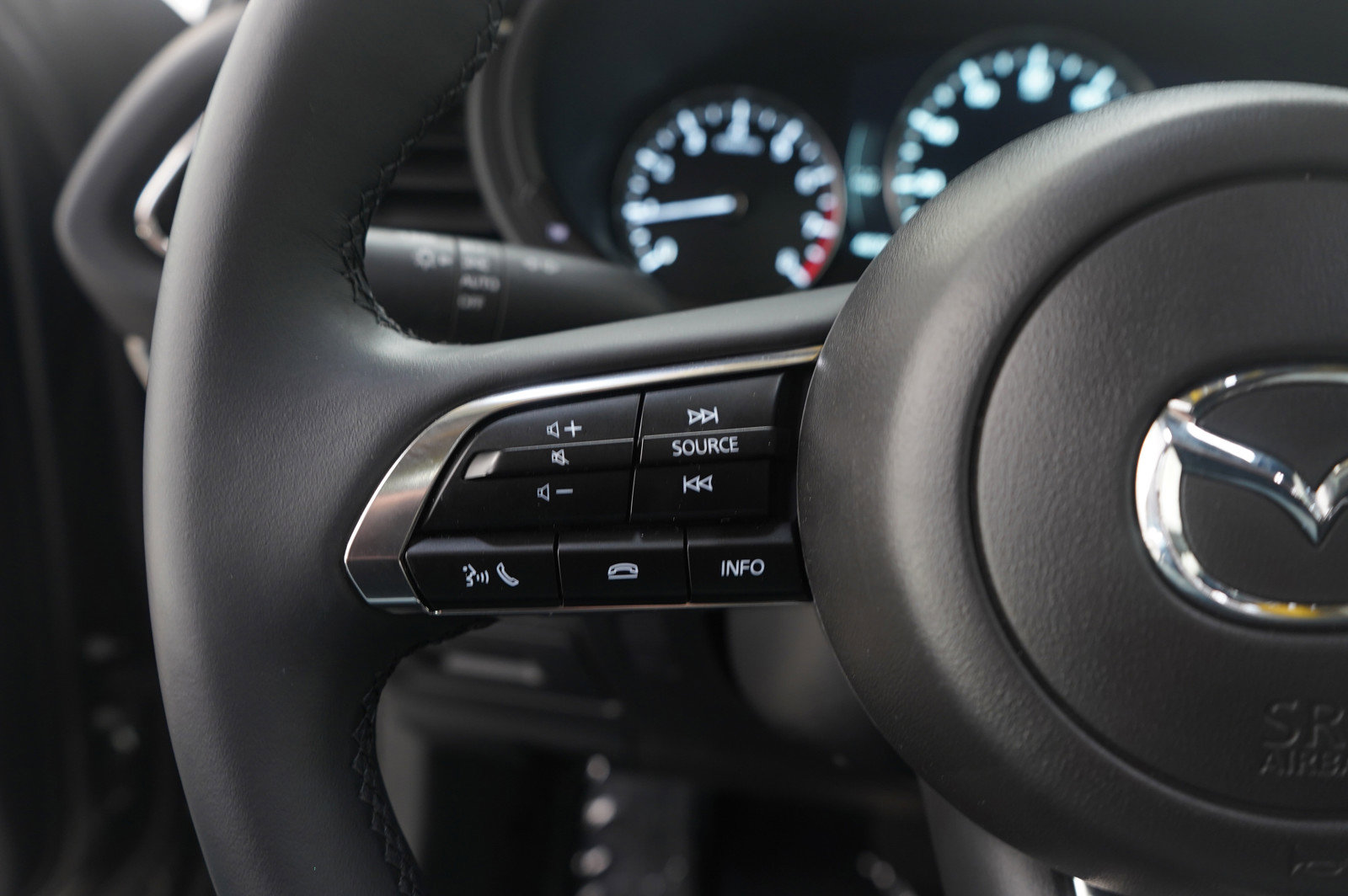 Certified 2025 MAZDA CX-30 AWD 2.5 S w/ Preferred Package image 26