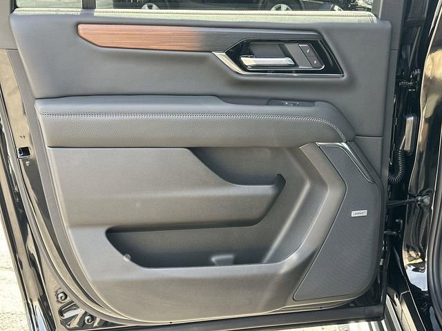 New 2026 GMC Yukon XL Denali w/ Denali Reserve Package image 25