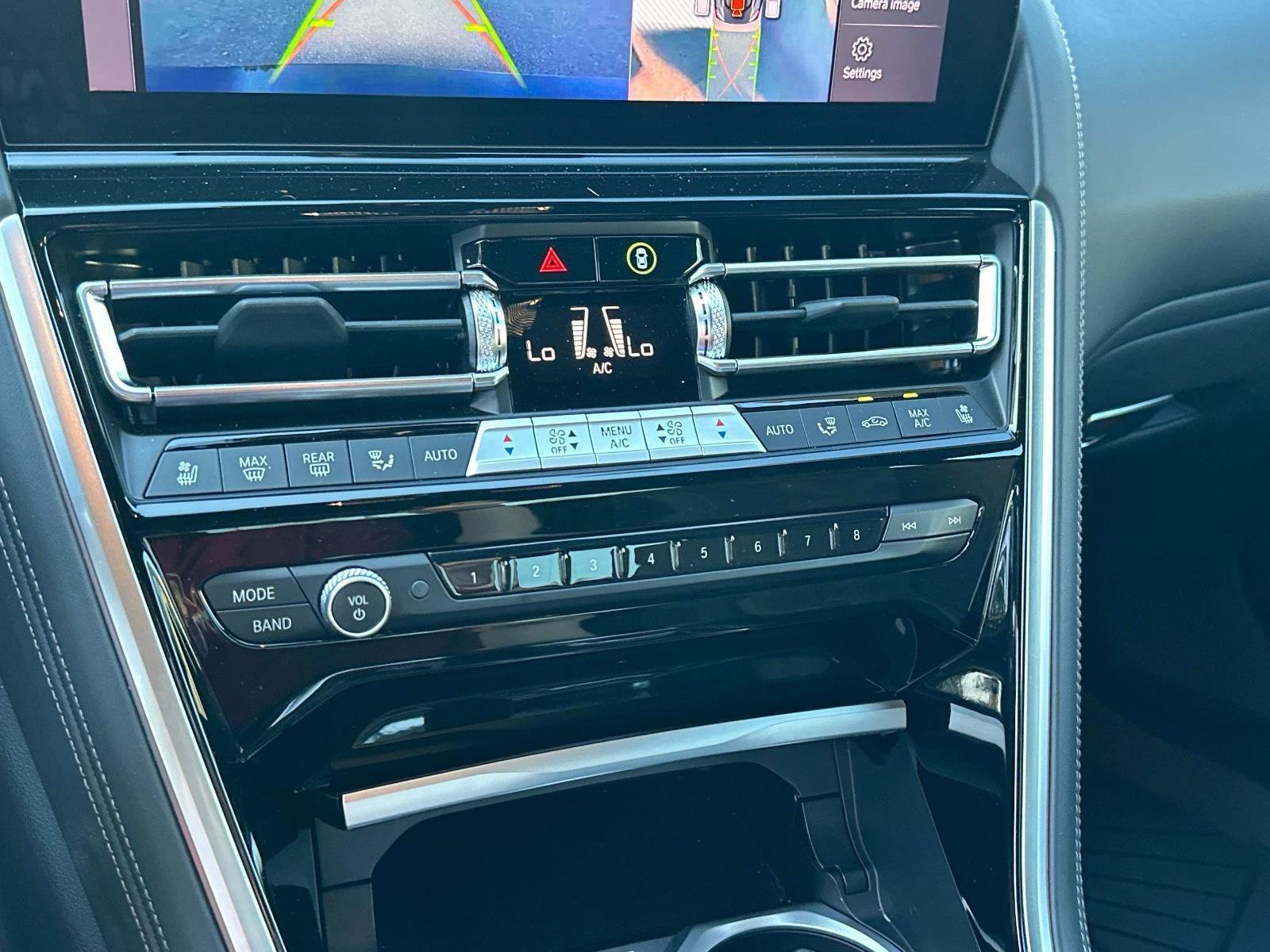 Used 2024 BMW M850i xDrive Coupe image 18