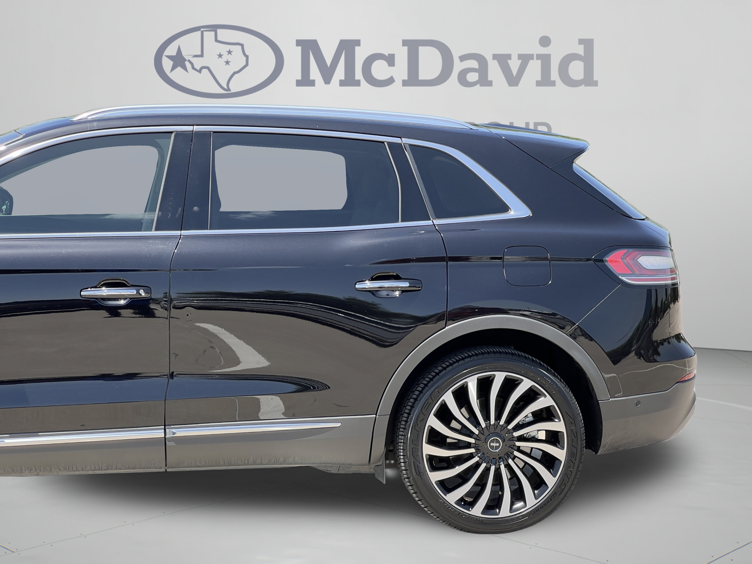 Used 2020 Lincoln Nautilus Black Label w/ Class II Trailer Tow Package AWD/4WD image 33