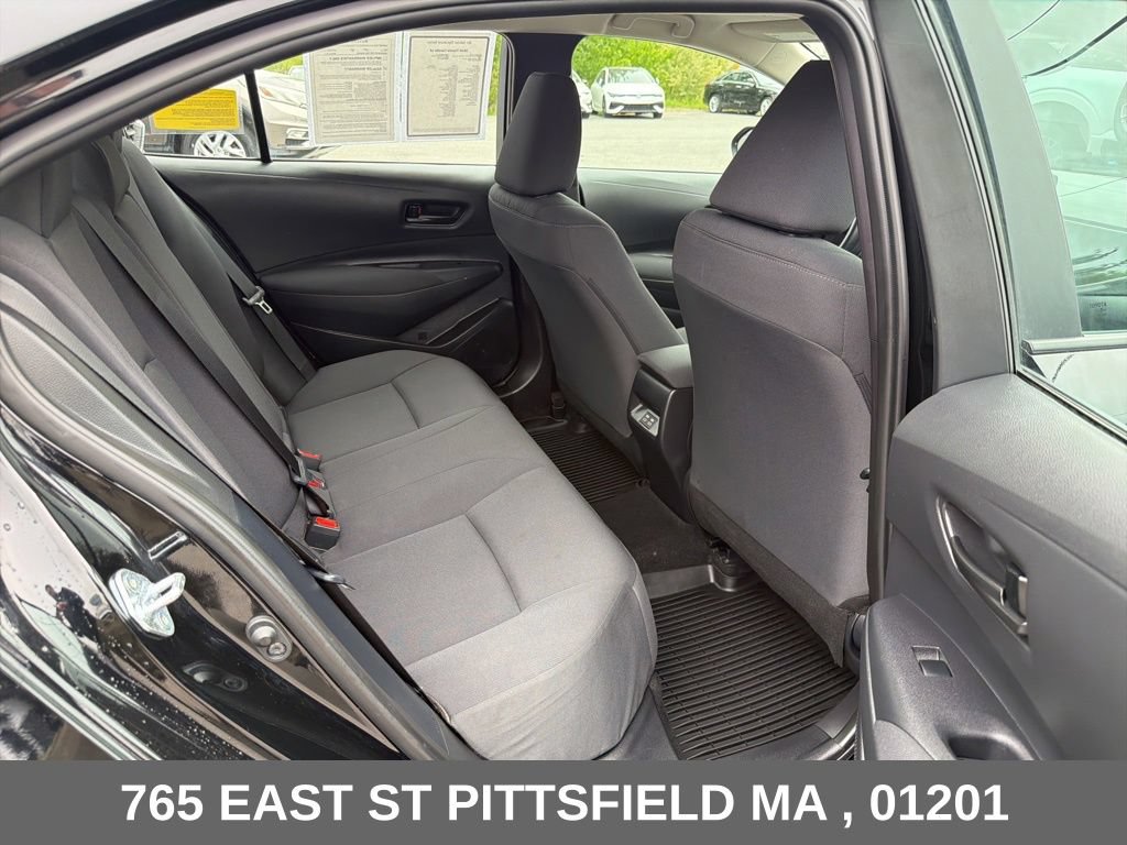 Used 2026 Toyota Corolla LE FWD image 15