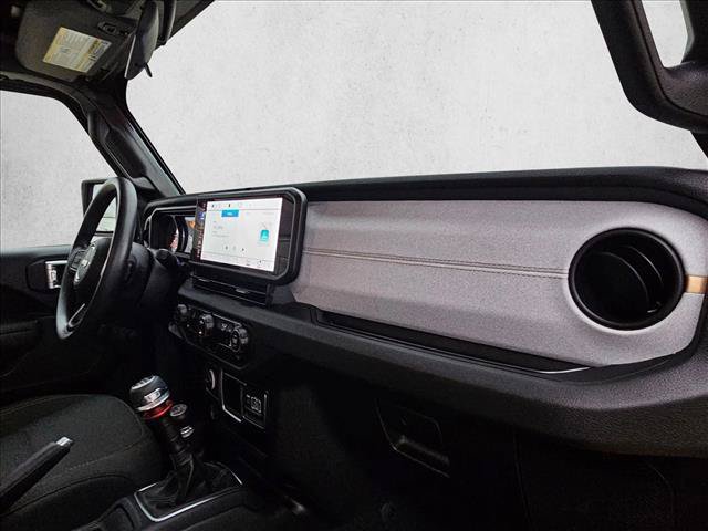 Used 2024 Jeep Wrangler Sport AWD/4WD image 16