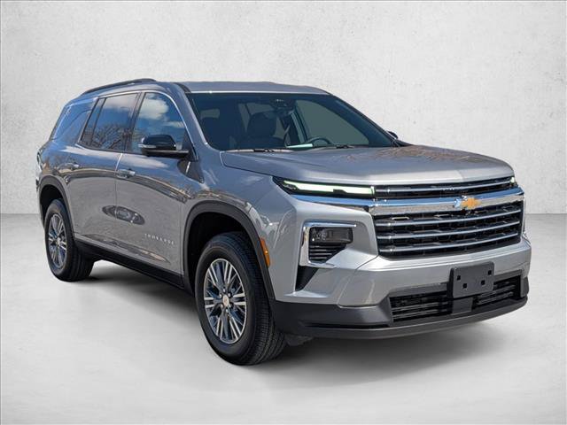 New 2026 Chevrolet Traverse LT w/ Driver Confidence Package AWD/4WD image 7