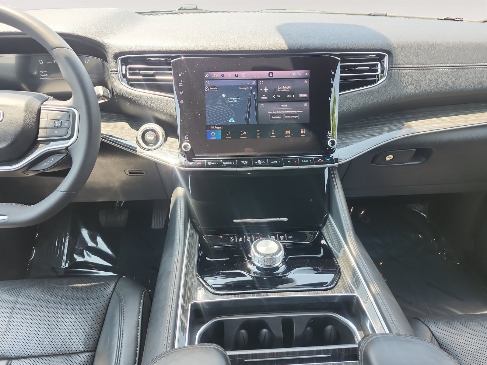 Used 2022 Jeep Wagoneer Series II RWD image 11