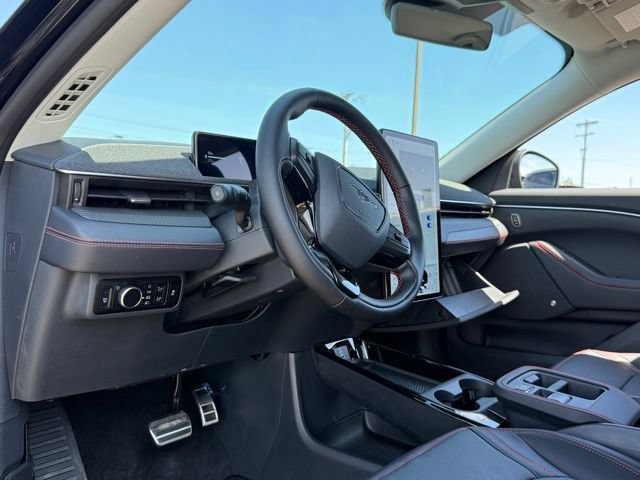 New 2026 Ford Mustang Mach-E Premium w/ Sport Appearance Package AWD/4WD image 32