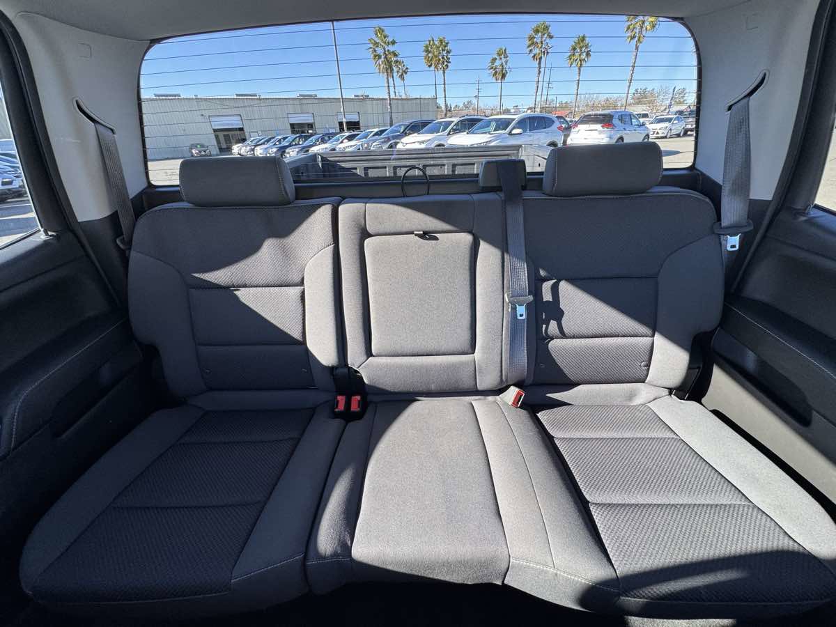 Used 2018 Chevrolet Silverado 1500 LT w/ All Star Edition AWD/4WD image 34