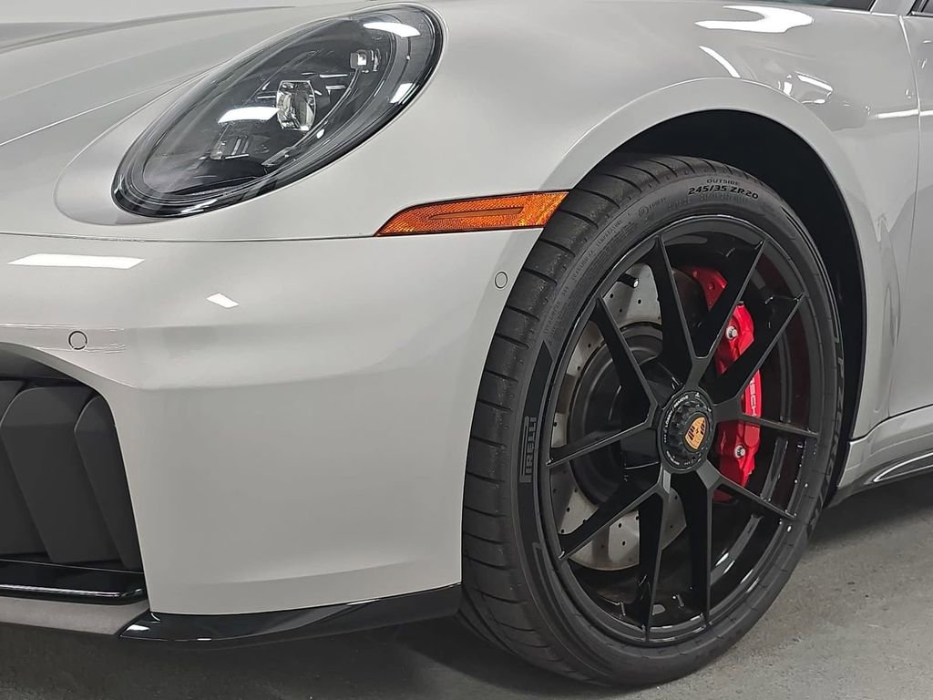 Certified 2026 Porsche 911 Carrera GTS RWD image 11