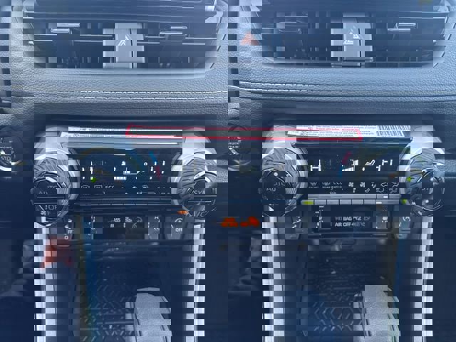 New 2025 Toyota RAV4 XLE image 18