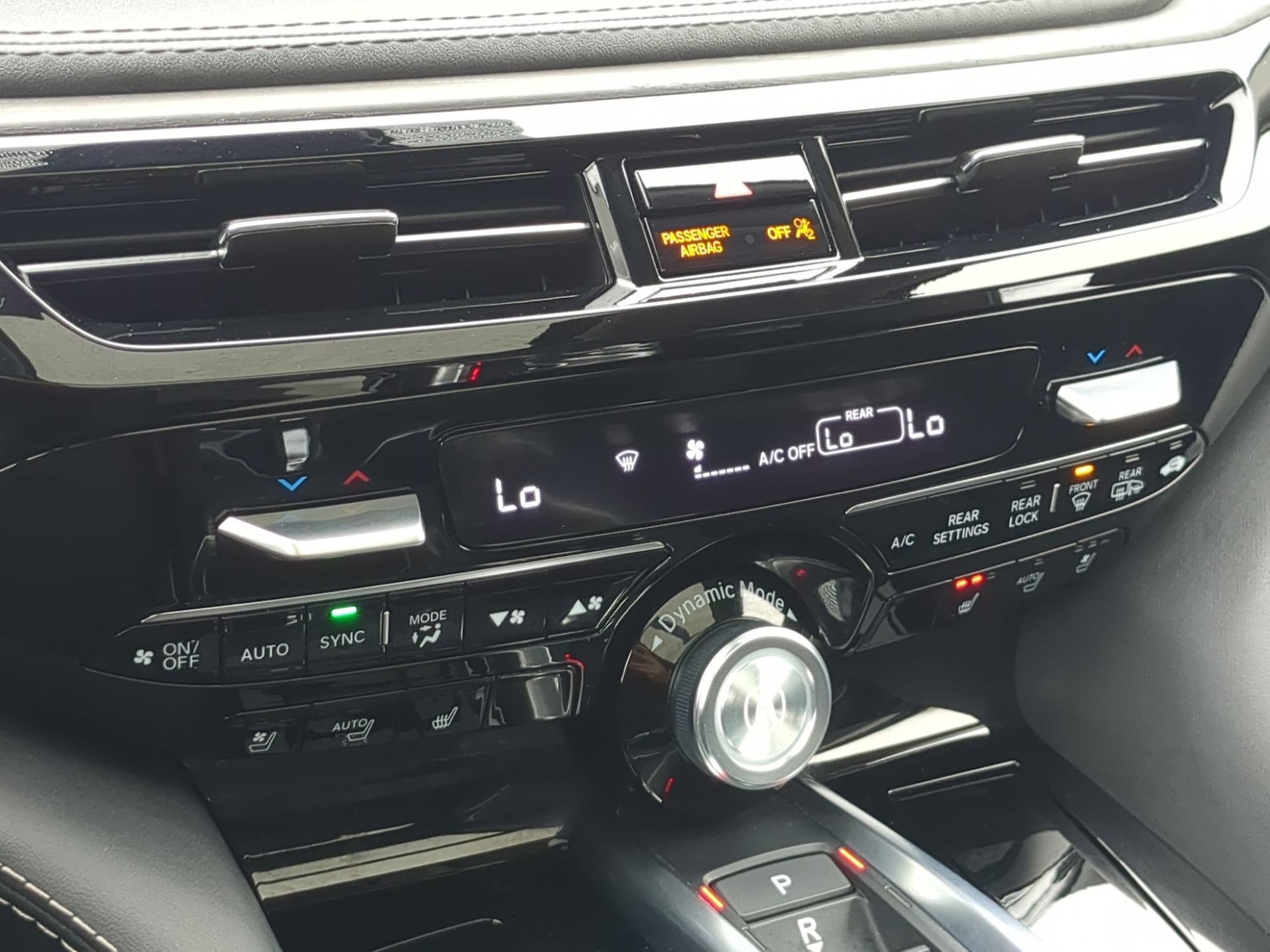 Used 2024 Acura MDX SH-AWD w/ Advance Package image 26