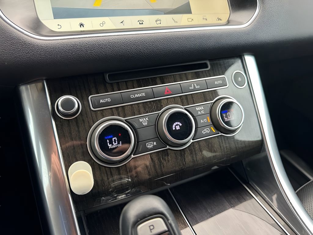 Used 2017 Land Rover Range Rover Sport HSE image 22