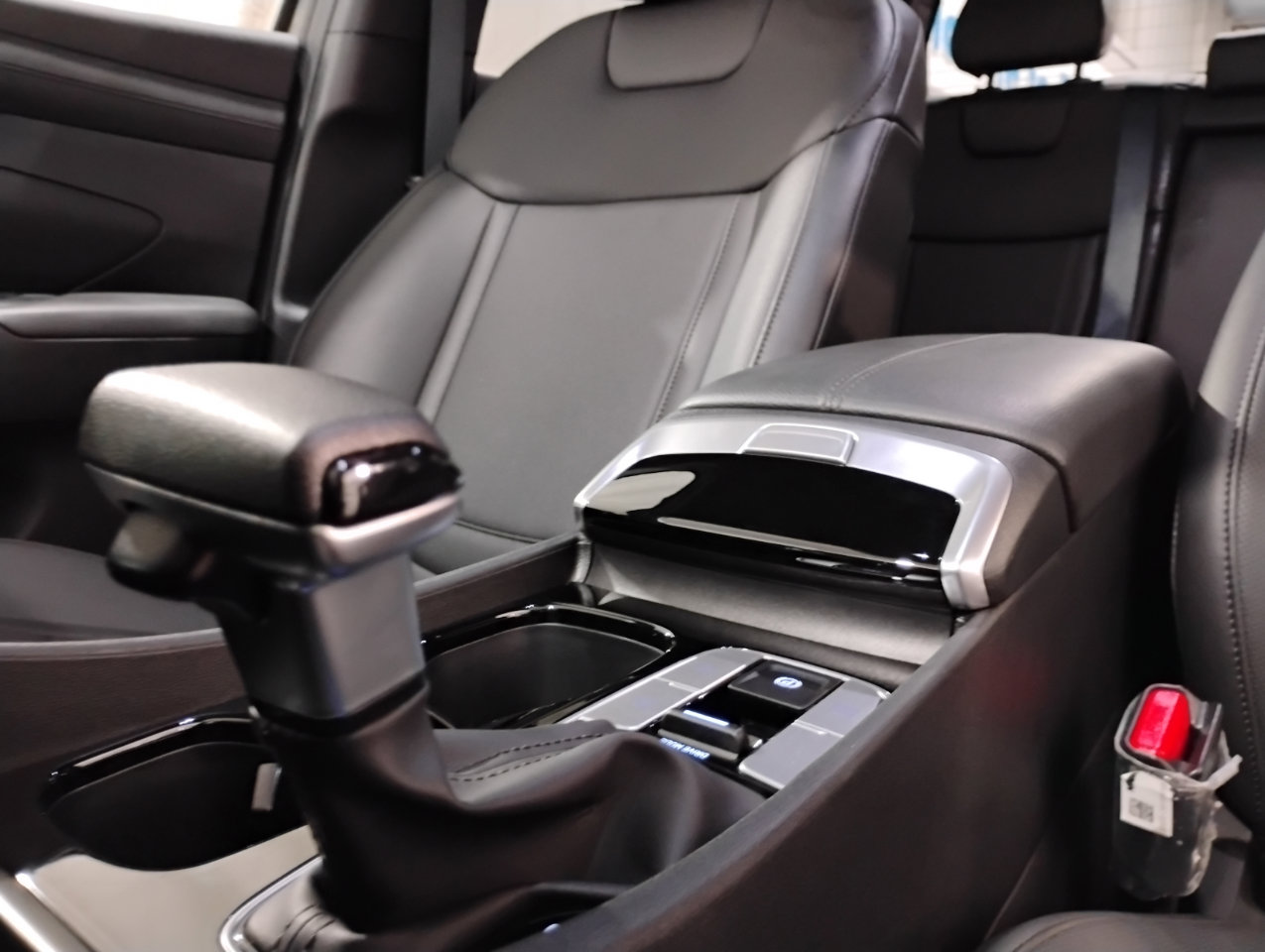 Used 2025 Hyundai Santa Cruz SEL image 58