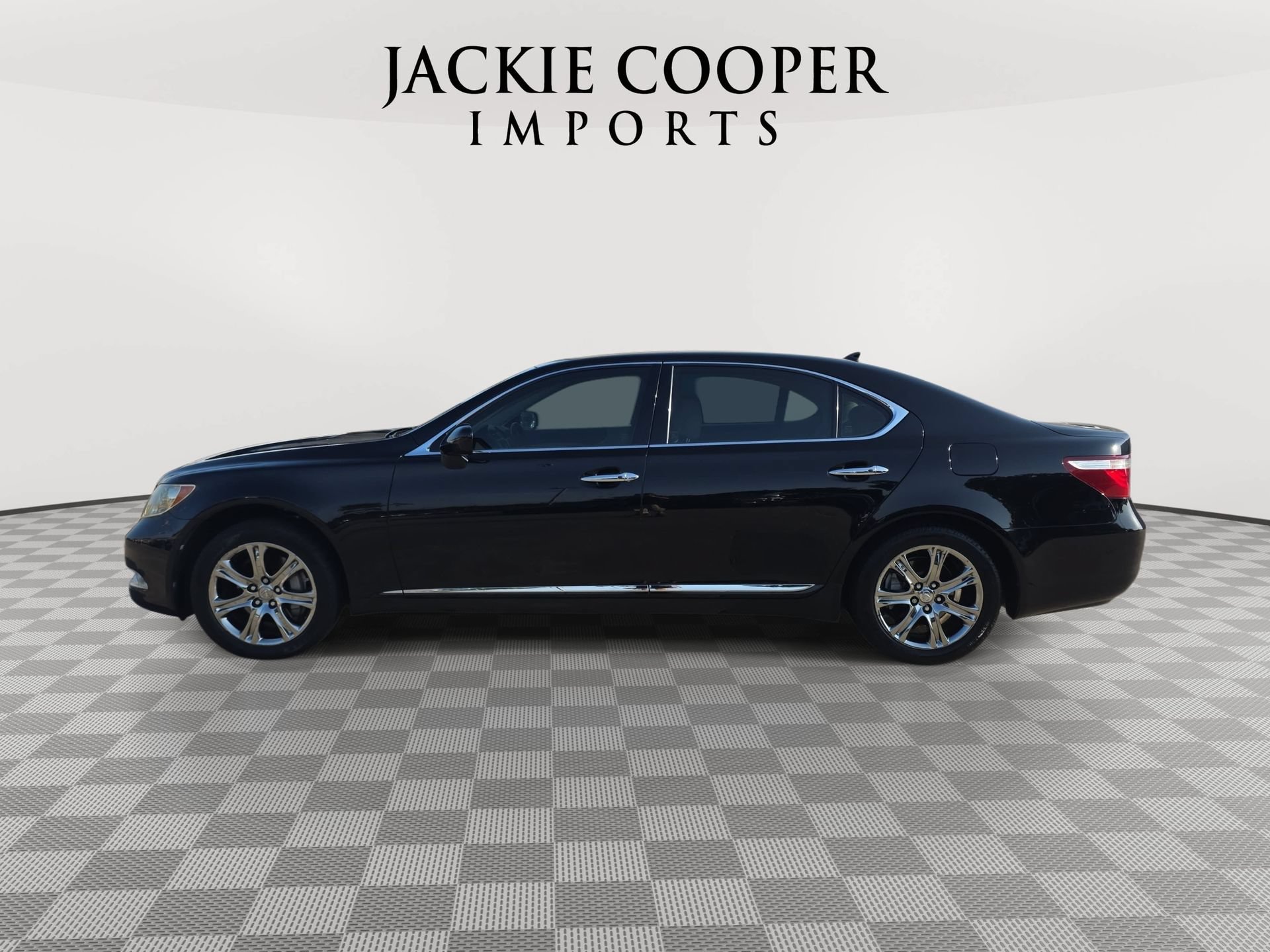 Used 2007 Lexus LS 460 L w/ Luxury Pkg RWD image 8