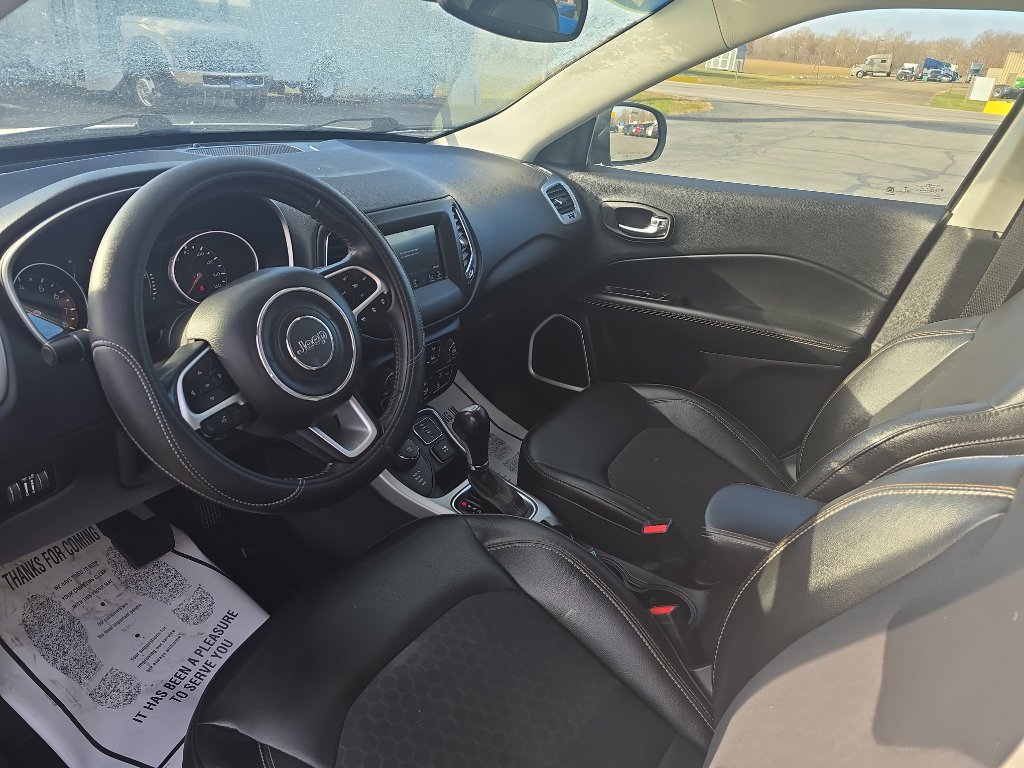 Used 2019 Jeep Compass Latitude w/ Safety & Security Group image 7