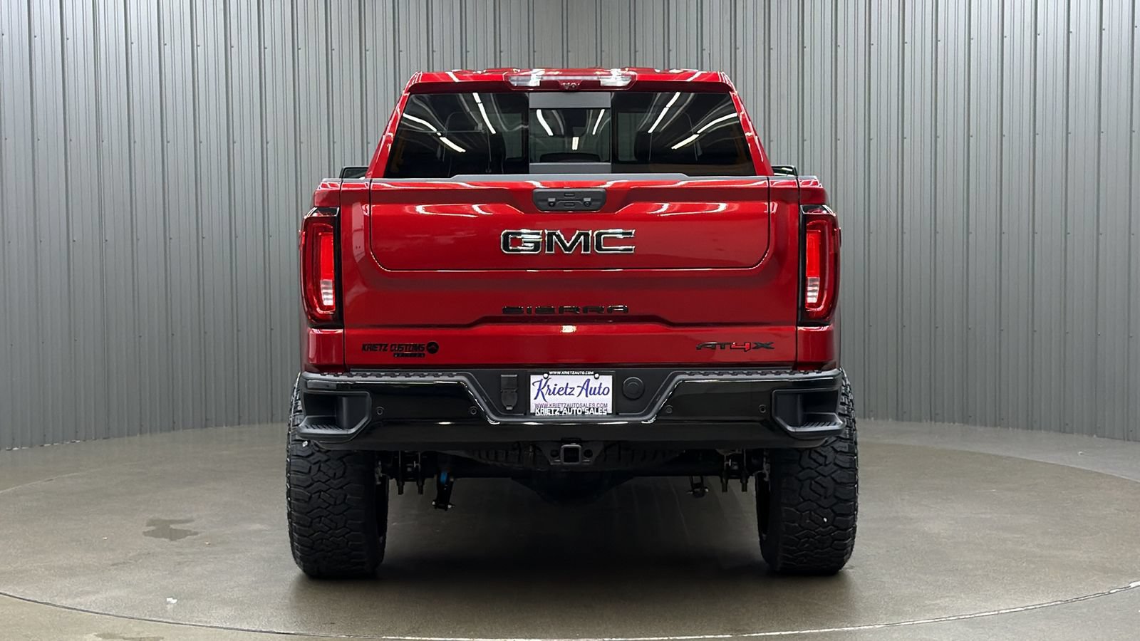 Used 2026 GMC Sierra 1500 AT4X w/ LPO, Black Badging Package AWD/4WD image 4