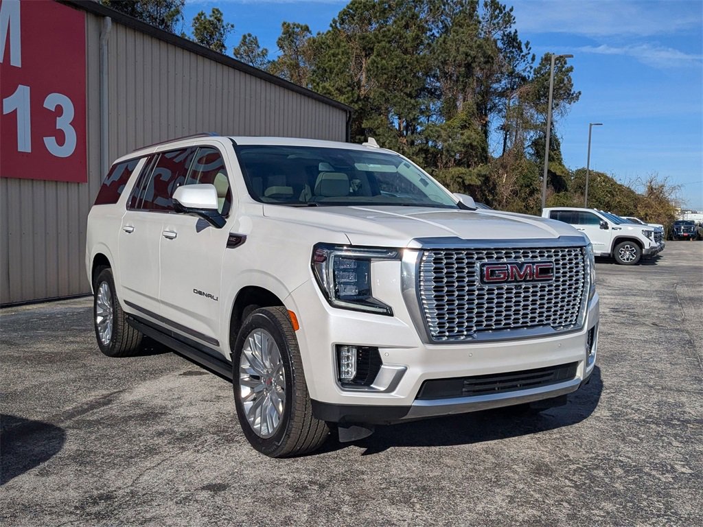 Certified 2024 GMC Yukon XL Denali image 7