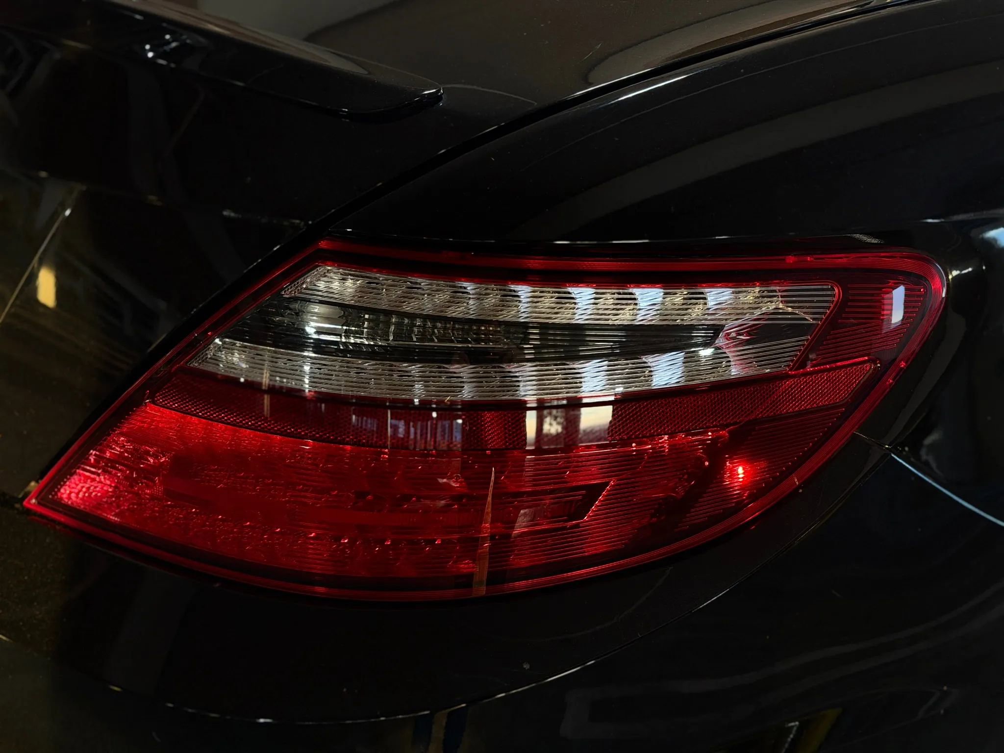 Used 2014 Mercedes-Benz SLK 250 w/ Sport Package image 18