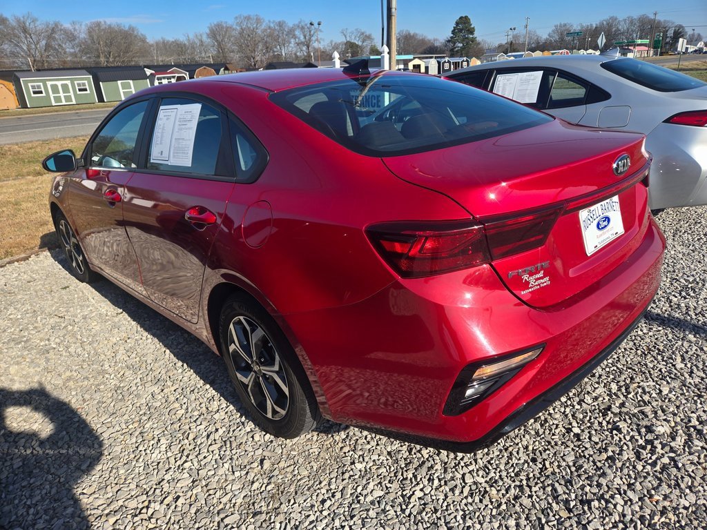 Used 2021 Kia Forte LXS image 3