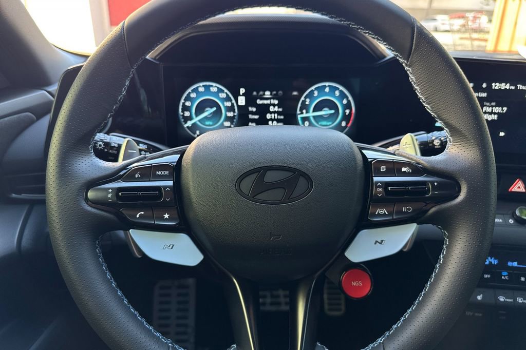 Used 2025 Hyundai Elantra N image 22
