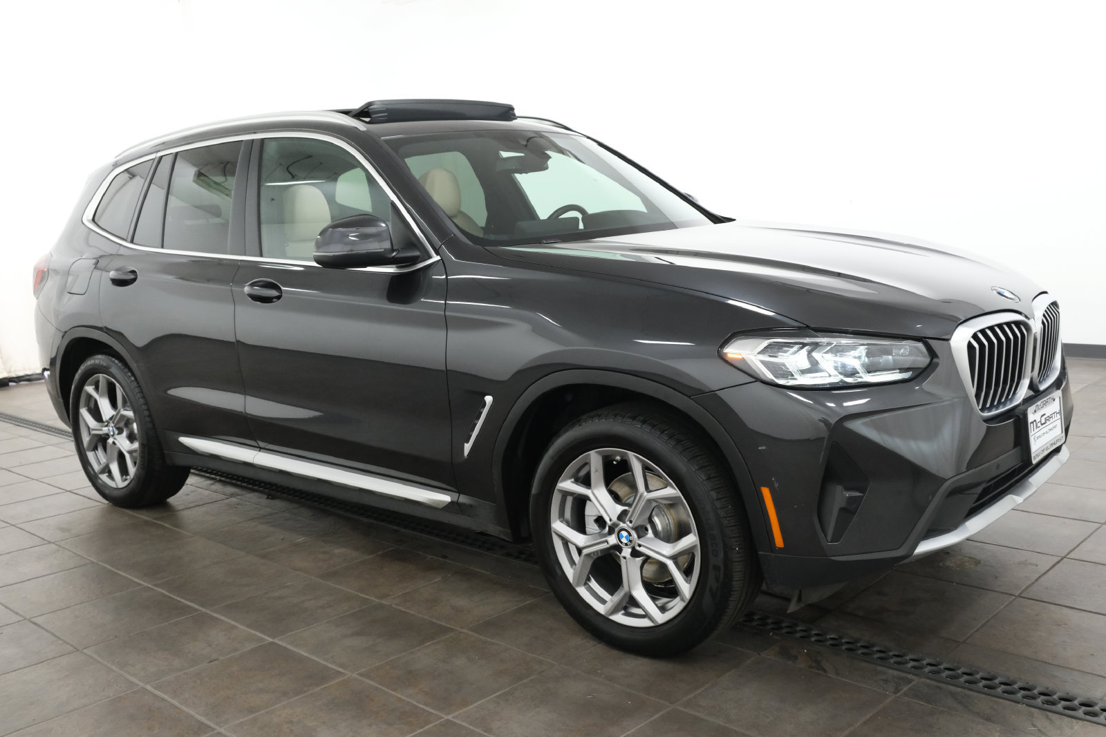 Used 2024 BMW X3 xDrive30i w/ Premium Package AWD/4WD image 7