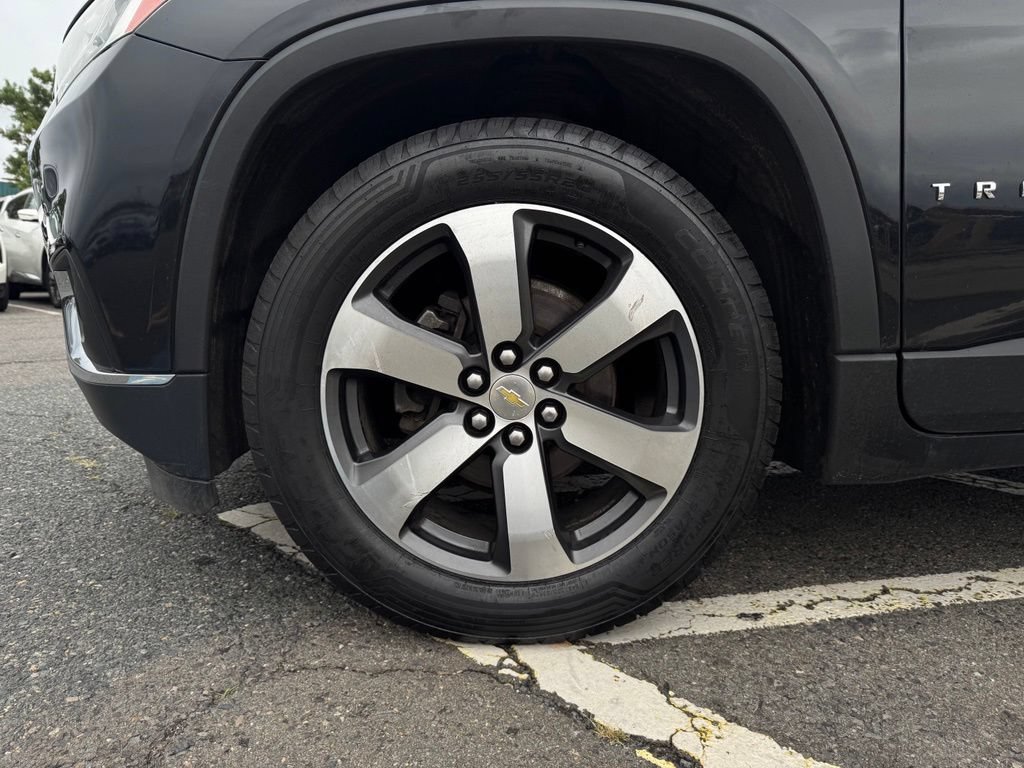 Used 2019 Chevrolet Traverse LT w/ LT Premium Package AWD/4WD image 42