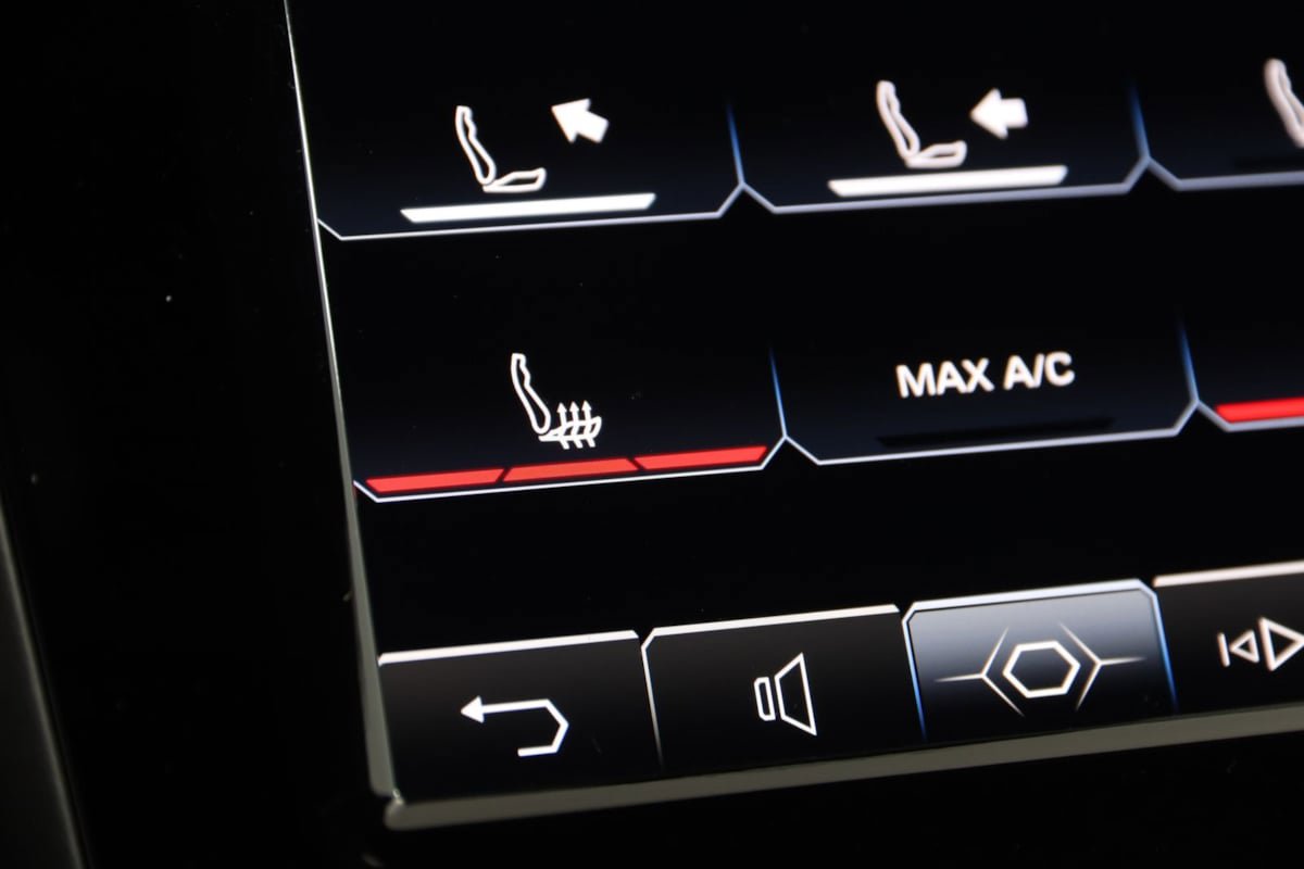 Used 2023 Lamborghini Huracan EVO image 9