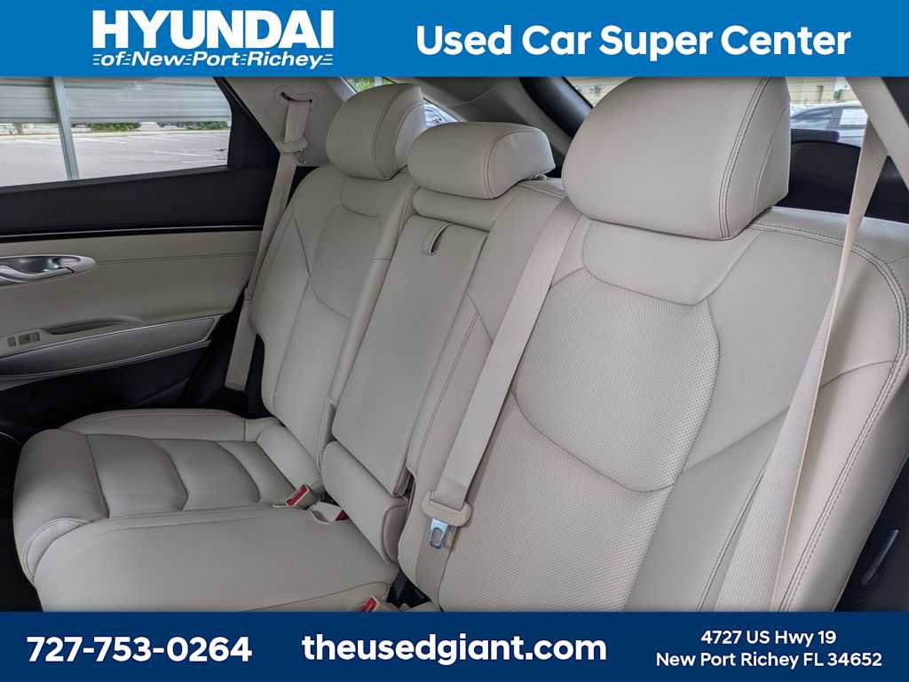 Used 2025 Genesis GV70 2.5T w/ Select Package AWD/4WD image 16