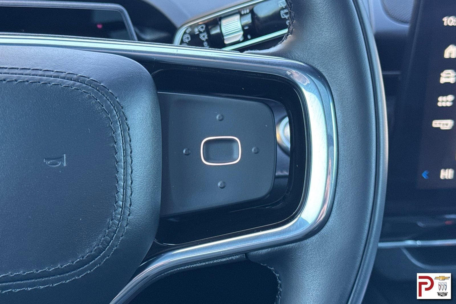 Used 2025 Lincoln Nautilus Reserve w/ Equipment Group 203A AWD/4WD image 30