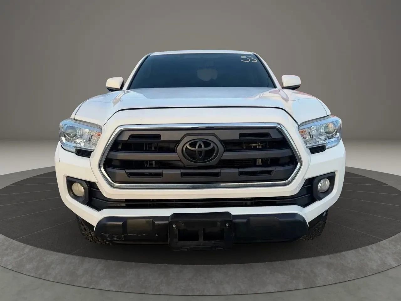 Used 2017 Toyota Tacoma SR5 w/ Tow Package image 2